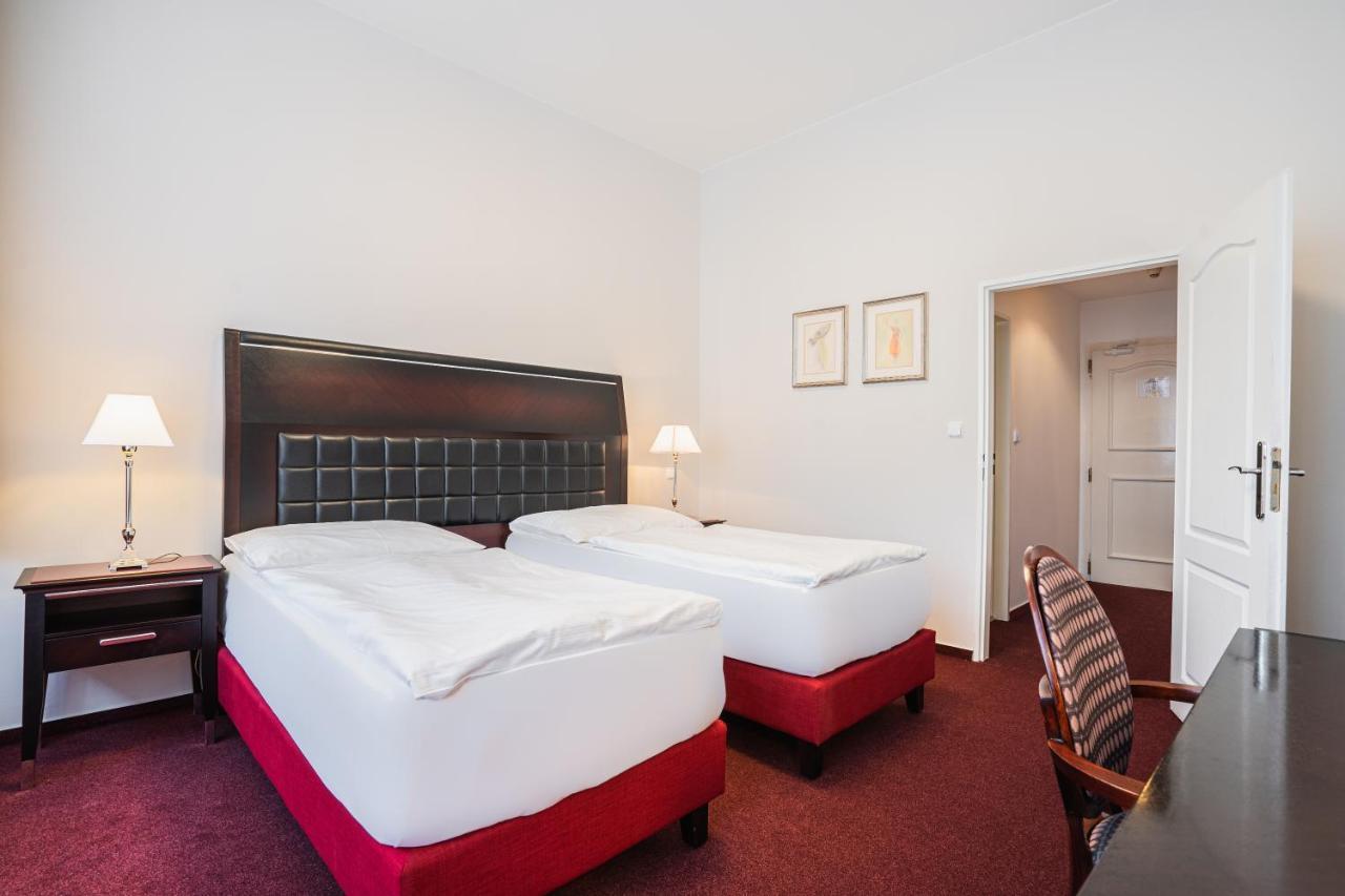 Ea Hotel Tosca Prag Eksteriør billede