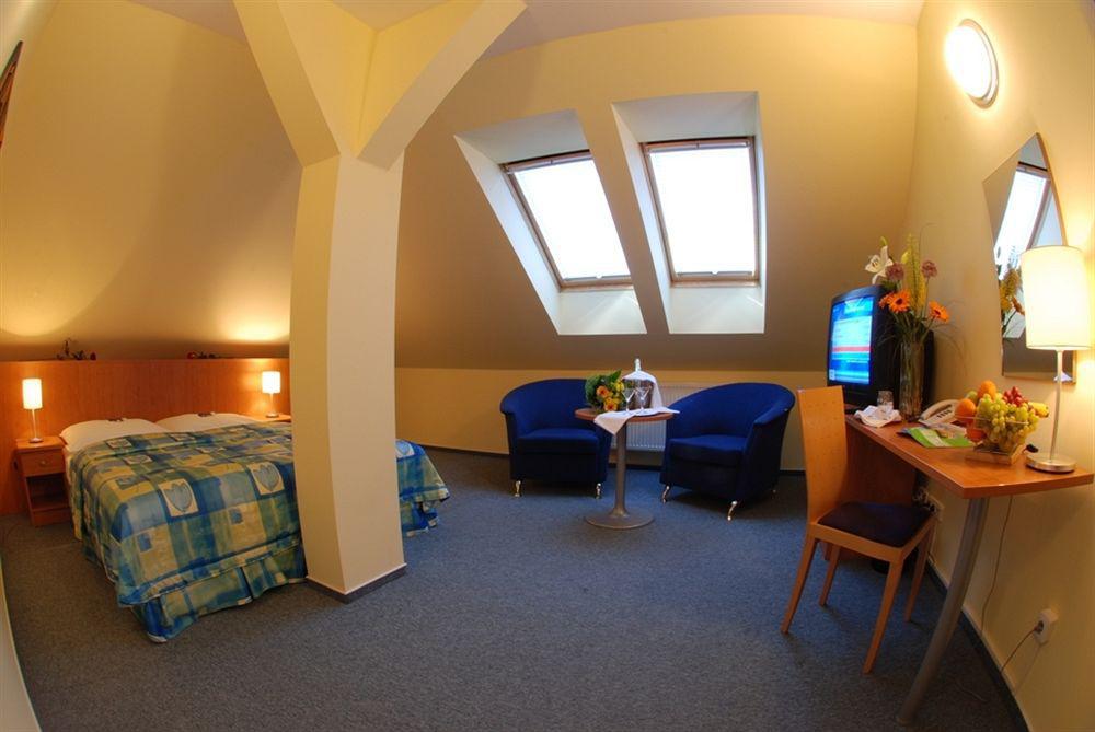 Ea Hotel Tosca Prag Eksteriør billede
